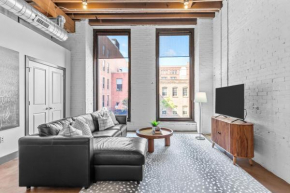 2BR Loft-Parking-Gym-Roof Deck-3M